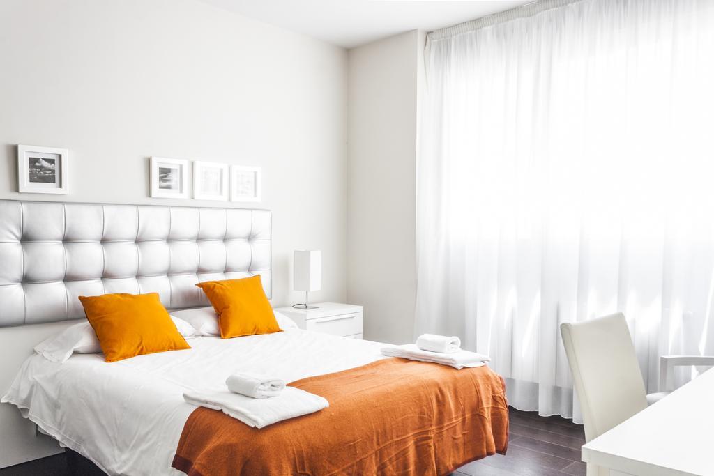 Gran Via Suites Madrid Zimmer foto