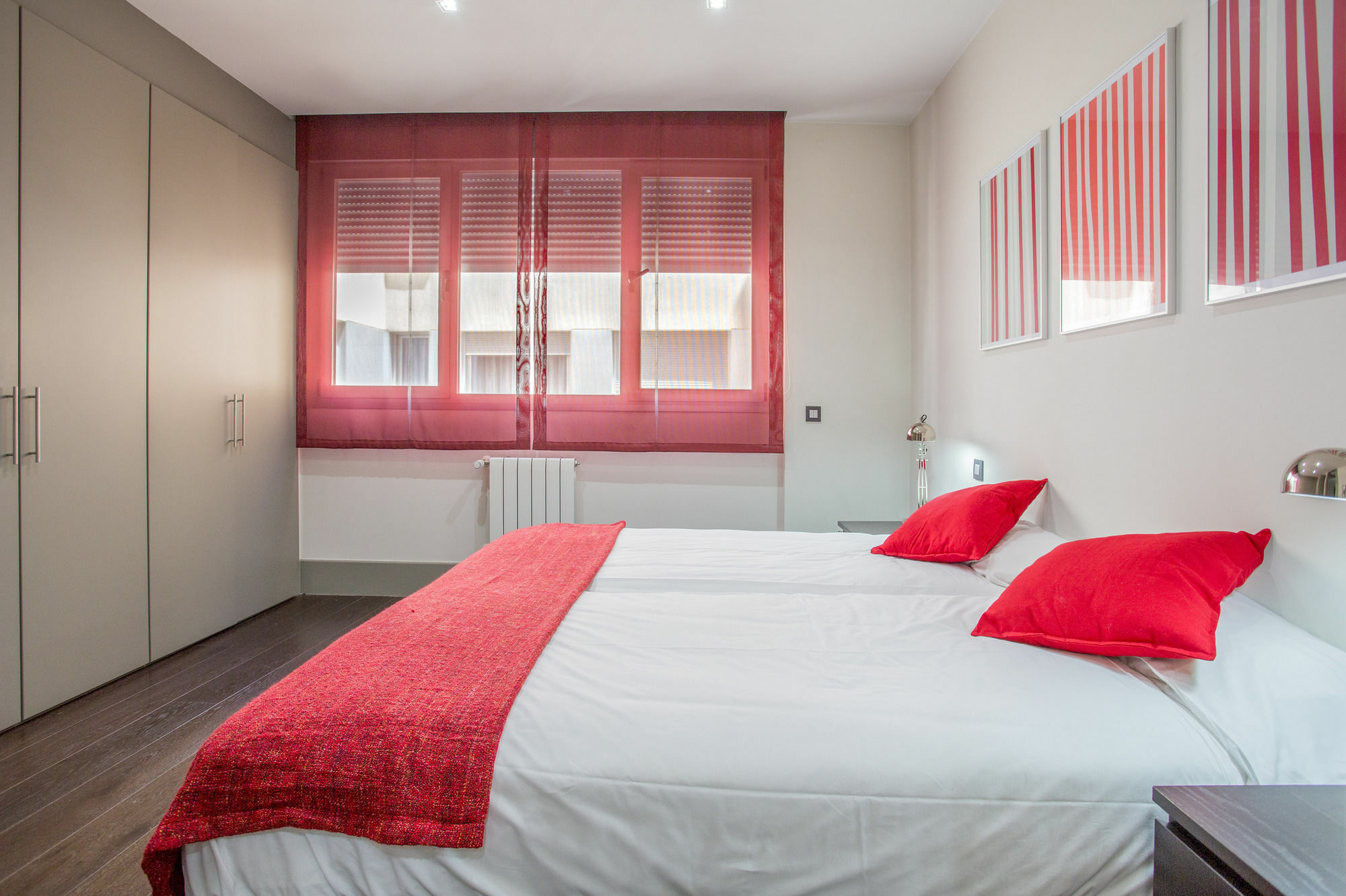 Gran Via Suites Madrid Exterior foto