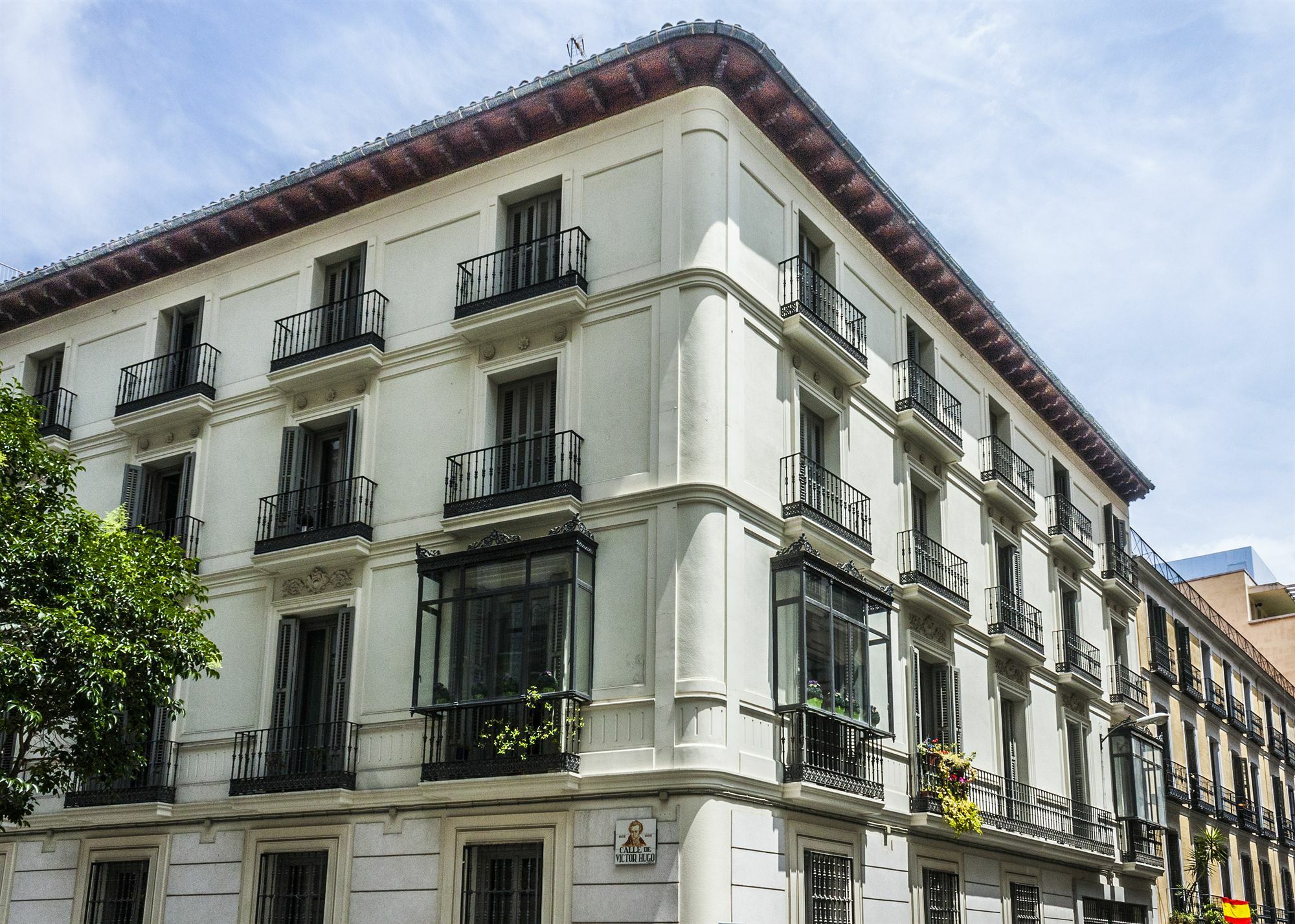 Gran Via Suites Madrid Exterior foto