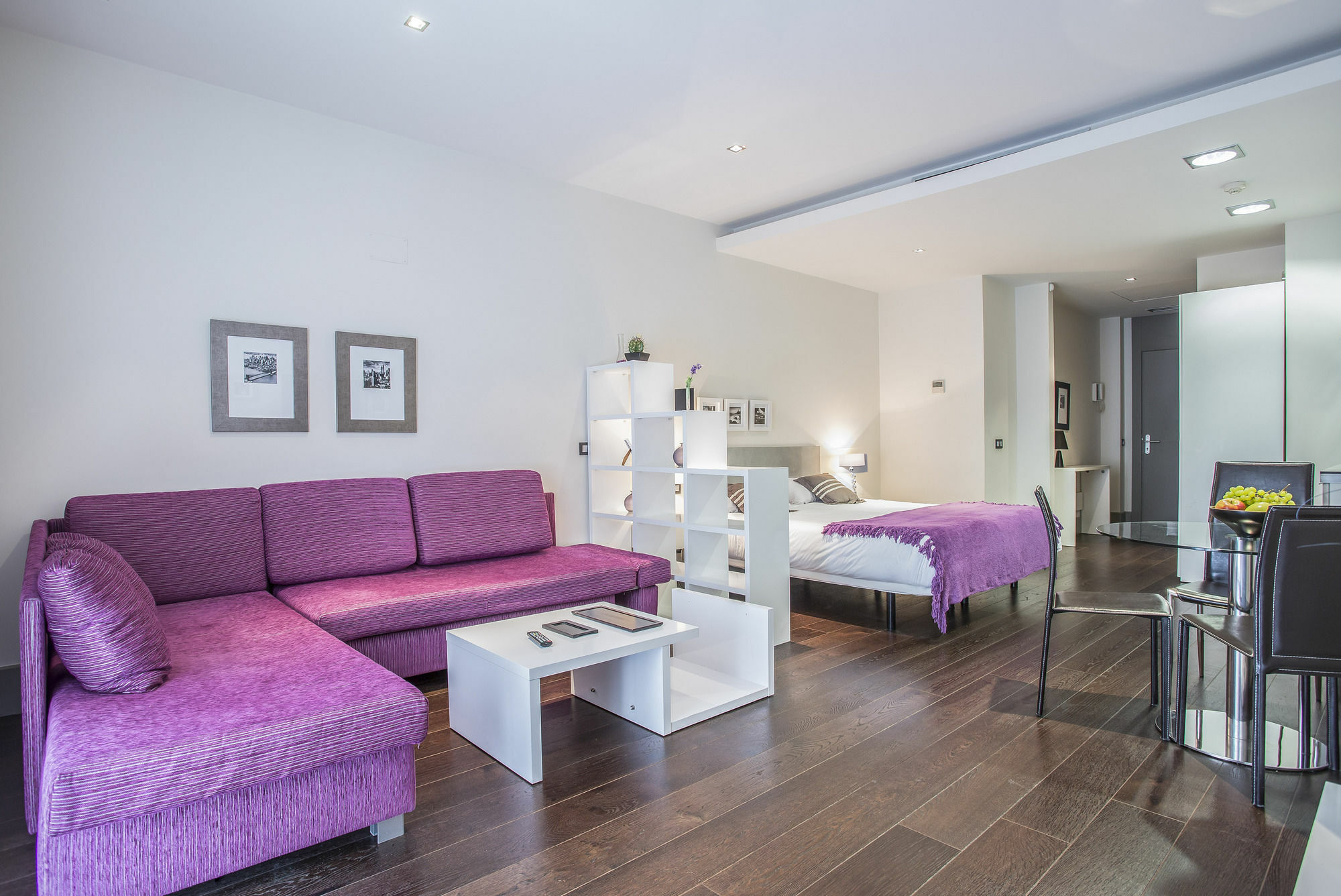 Gran Via Suites Madrid Exterior foto