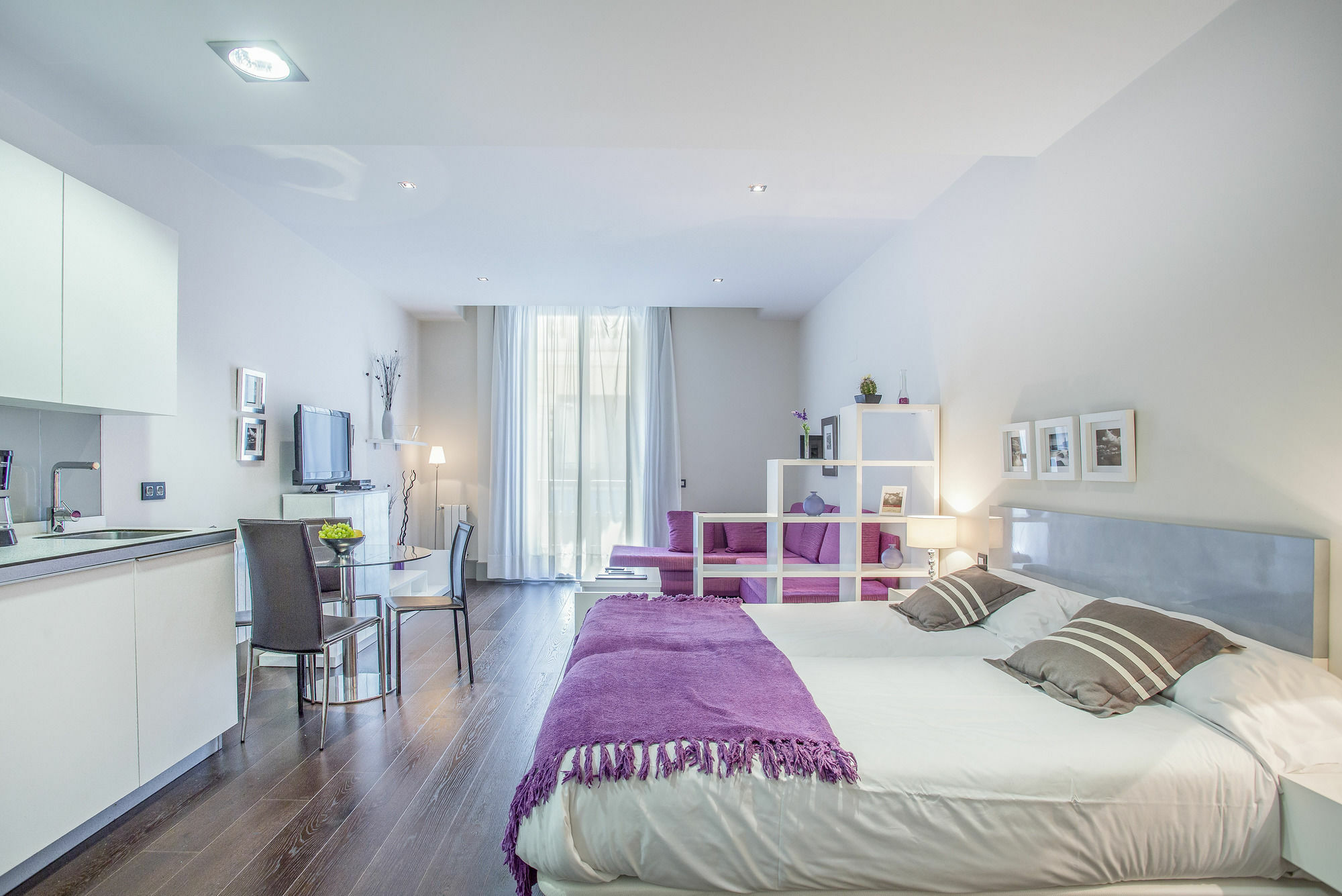 Gran Via Suites Madrid Exterior foto